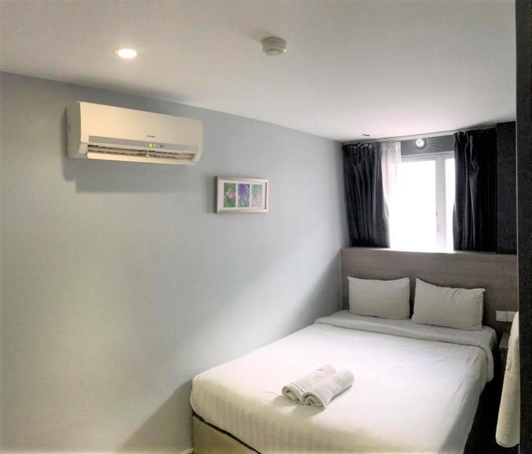Hotel 99 Pusat Bandar Puchong Buitenkant foto