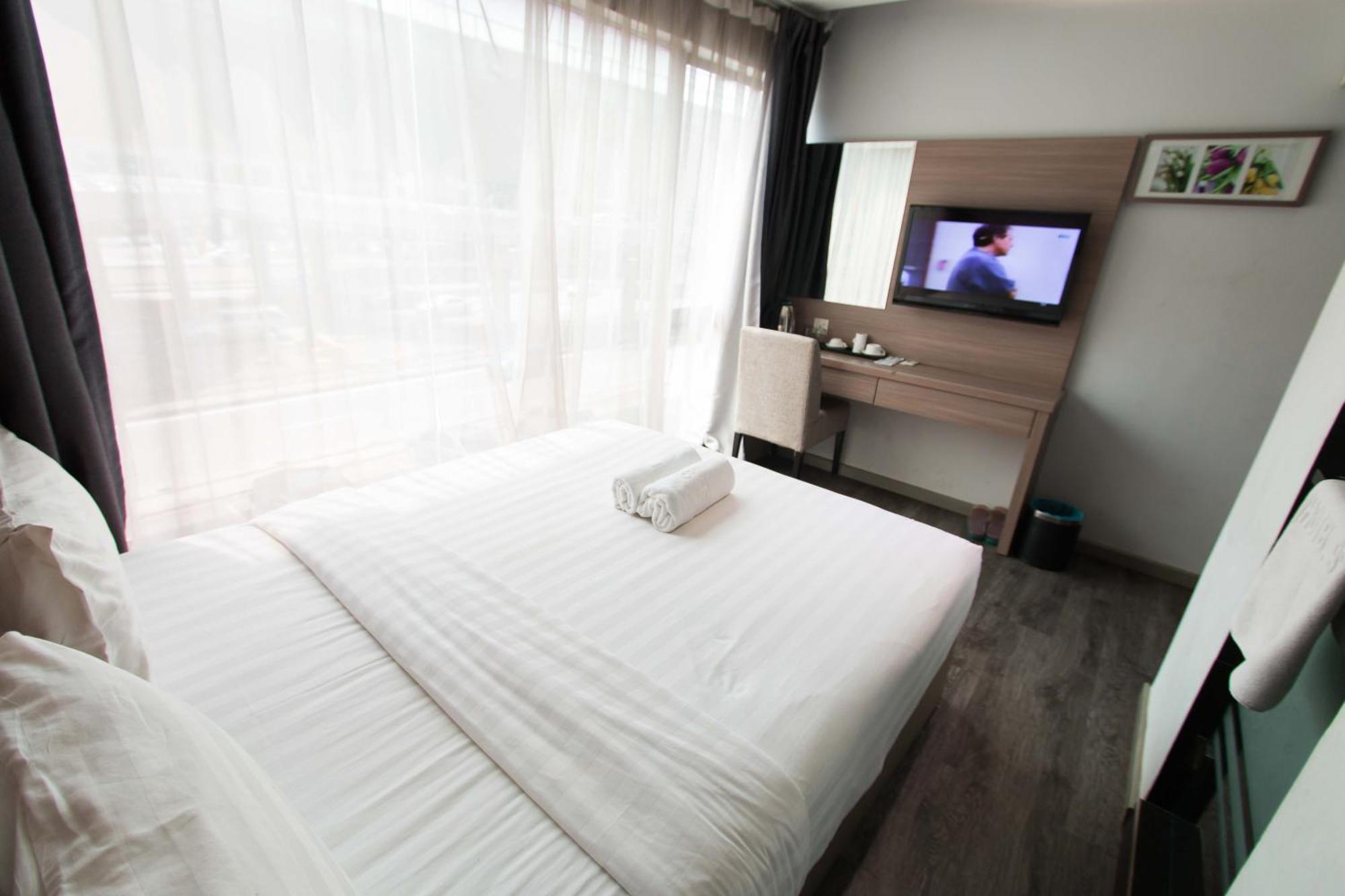 Hotel 99 Pusat Bandar Puchong Buitenkant foto
