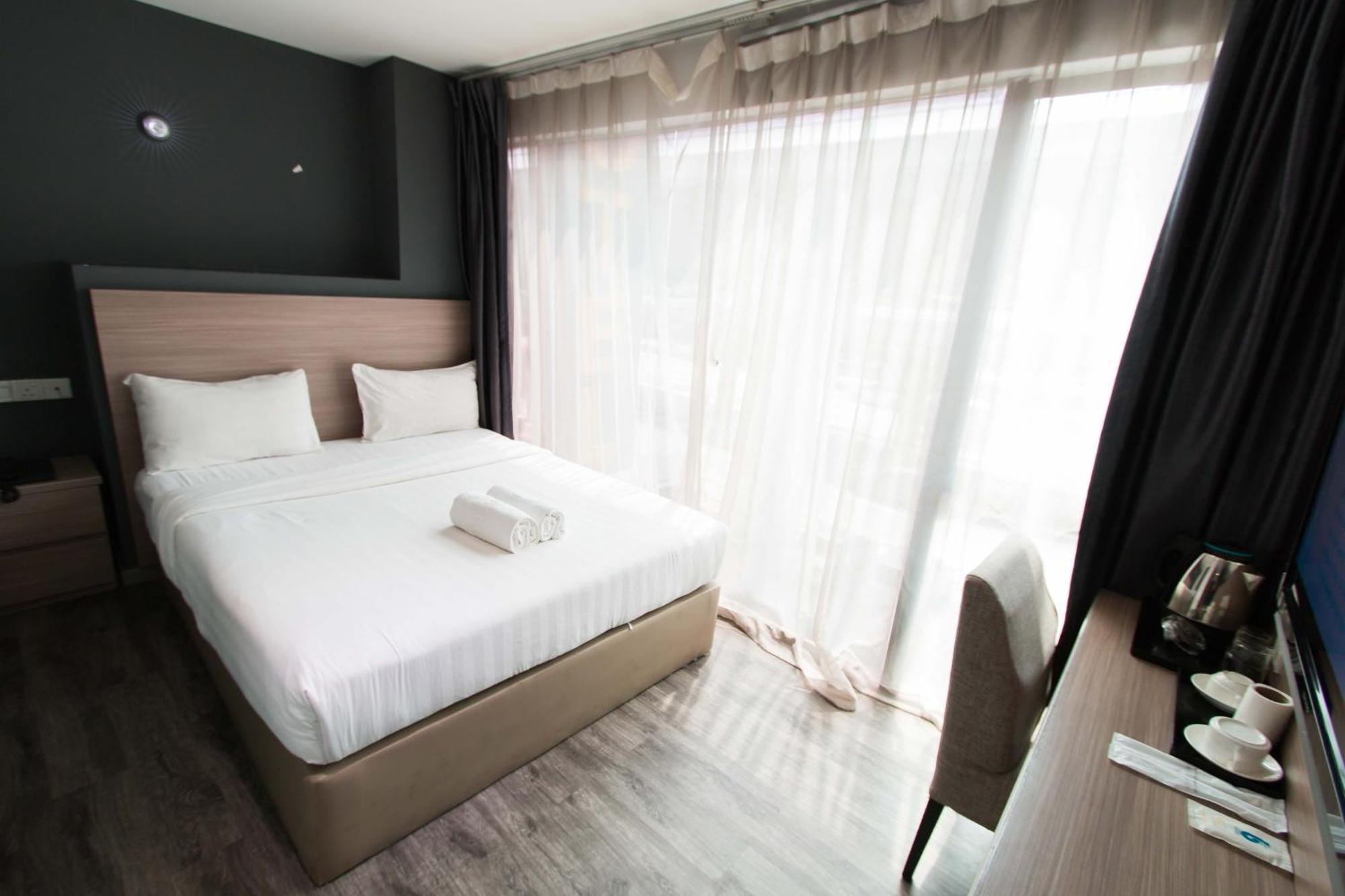 Hotel 99 Pusat Bandar Puchong Buitenkant foto