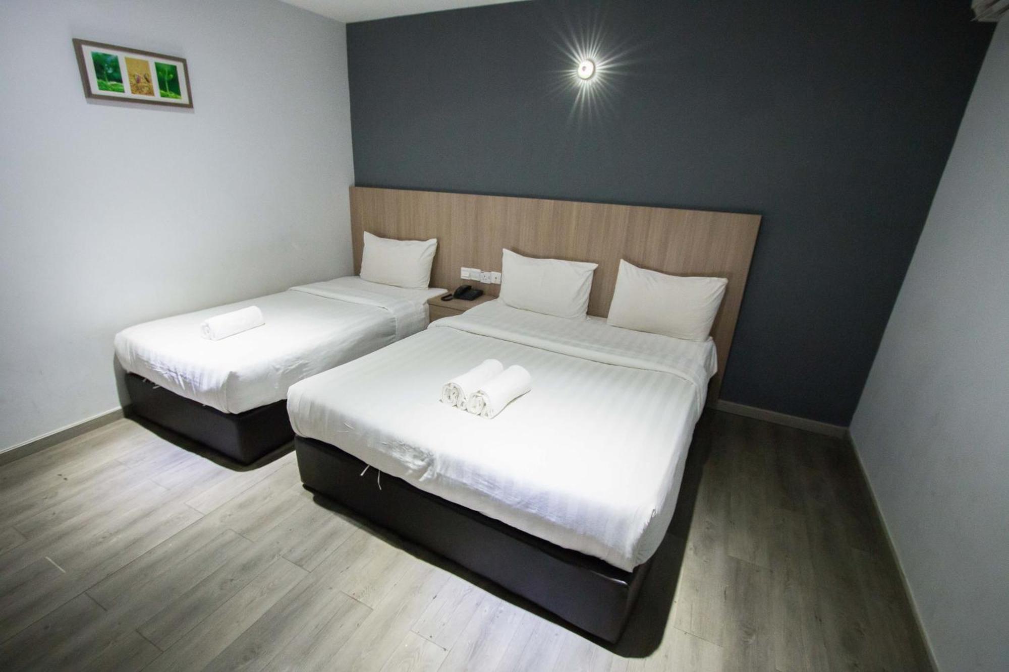 Hotel 99 Pusat Bandar Puchong Buitenkant foto