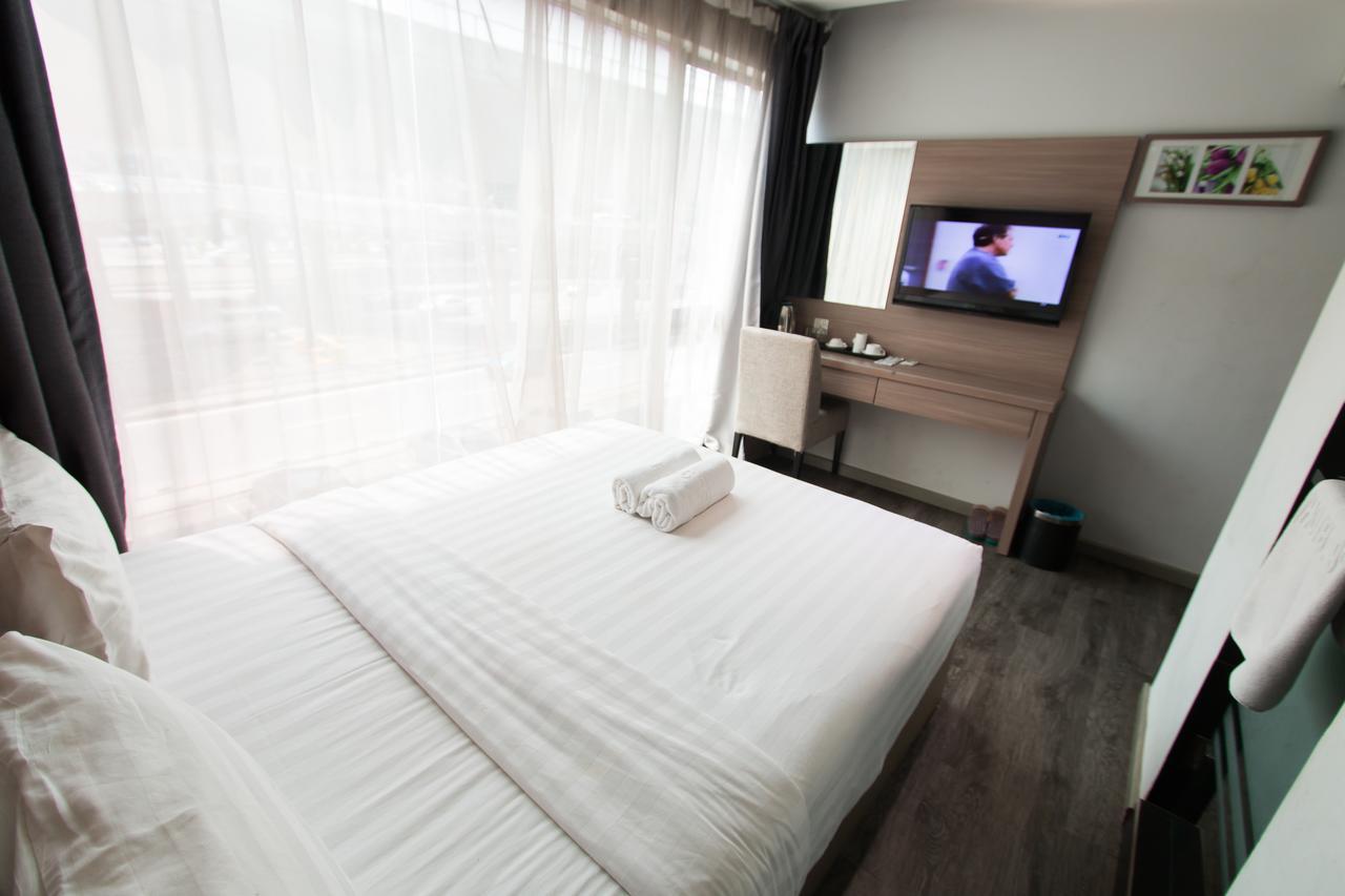 Hotel 99 Pusat Bandar Puchong Buitenkant foto